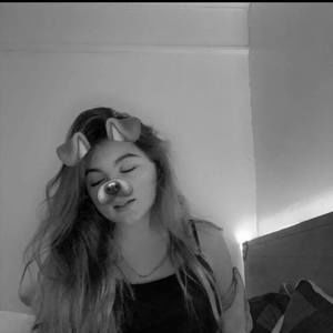 Meet your Posher, Whitney